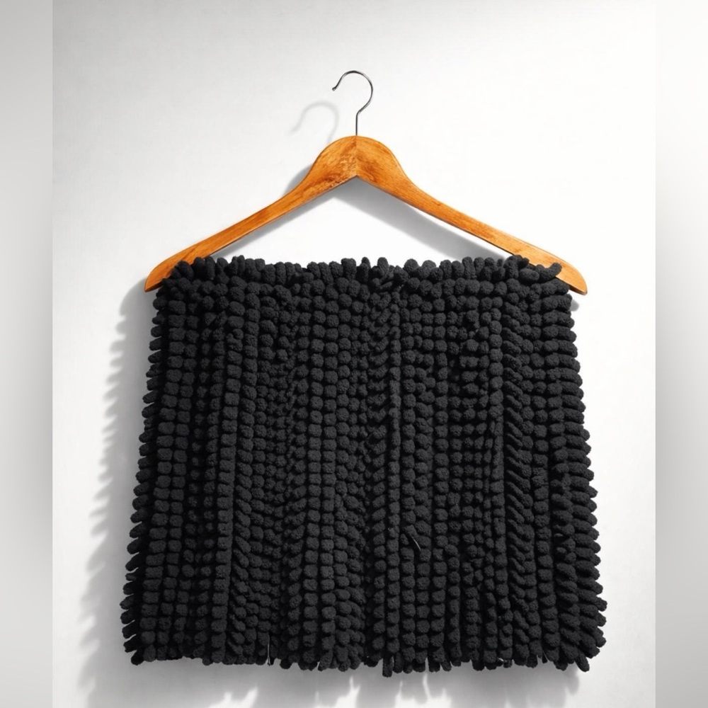 LOT OF 4 - Black Bath Rug